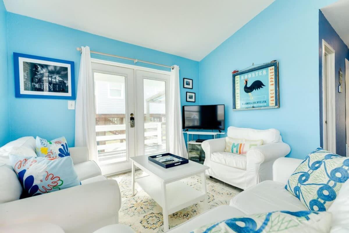 Fun In The Sun! Cozy Beach Pad, Gulf Views And Easy Access To The Sand! Surfside Beach Luaran gambar