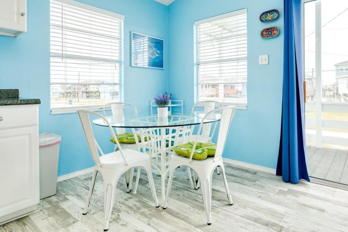 Fun In The Sun! Cozy Beach Pad, Gulf Views And Easy Access To The Sand! Surfside Beach Luaran gambar