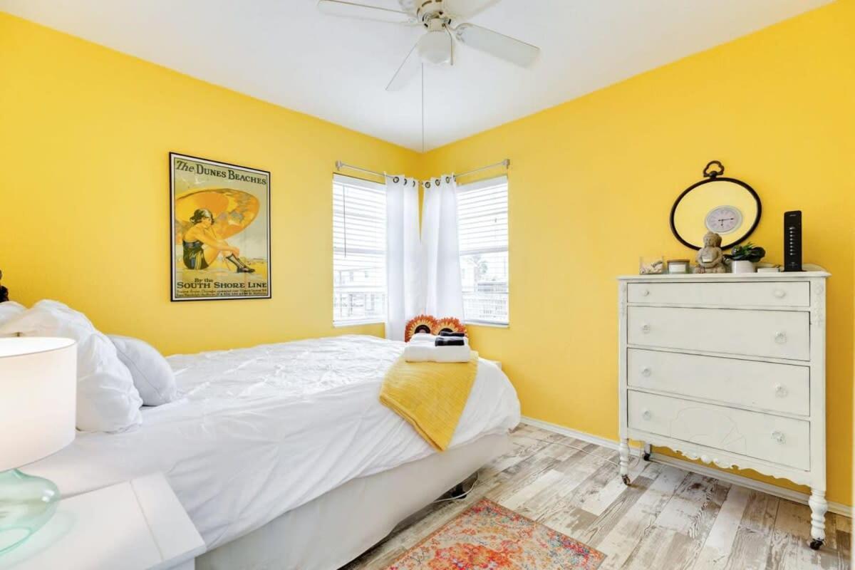 Fun In The Sun! Cozy Beach Pad, Gulf Views And Easy Access To The Sand! Surfside Beach Luaran gambar